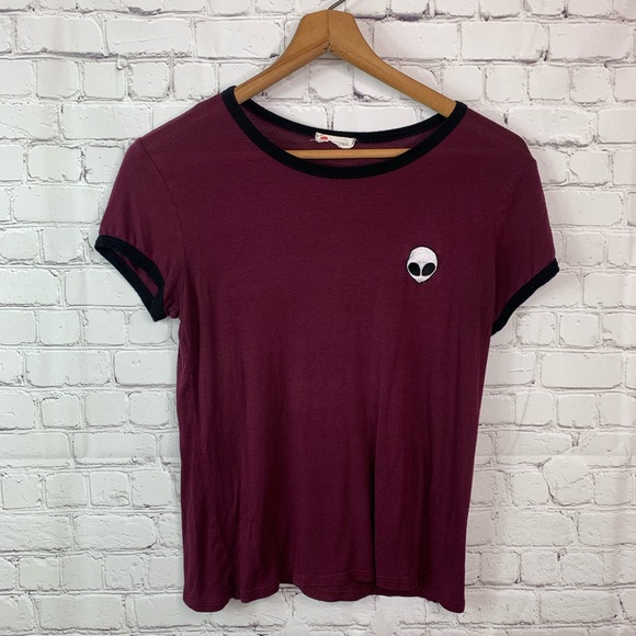 french pastry Tops - 🌈3X$25⚡️French Pastry Alien Burgundy T-Shirt M